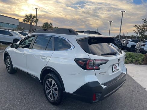 Certified 2022 Subaru Outback Premium image 10