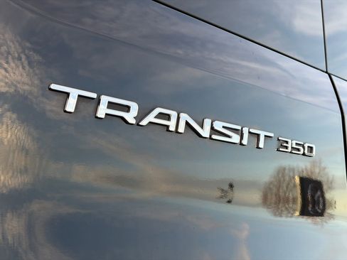 Used 2024 Ford Transit 350 XLT image 9