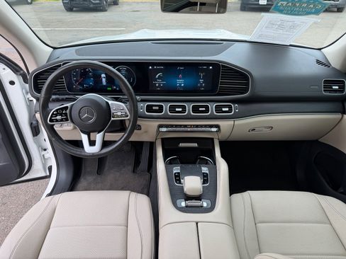 Used 2020 Mercedes-Benz GLS 450 4MATIC image 24