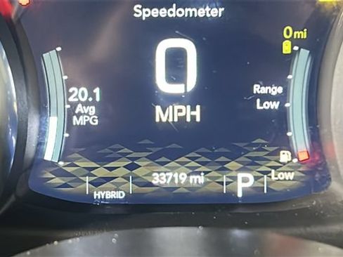 Used 2023 Jeep Wrangler Unlimited Sahara w/ Cold Weather Group AWD/4WD image 18