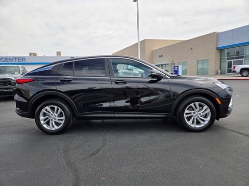 Used 2024 Buick Envista Preferred w/ Convenience I Package FWD image 7