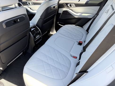 Used 2024 BMW X5 sDrive40i w/ Climate Comfort Package RWD image 16