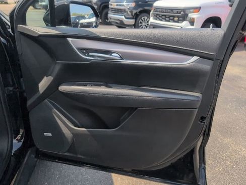 Used 2018 Cadillac XT5 Luxury w/ Driver Awareness Package AWD/4WD image 49