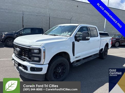 Used 2026 Ford F350 Lariat w/ Black Appearance Package AWD/4WD image 1