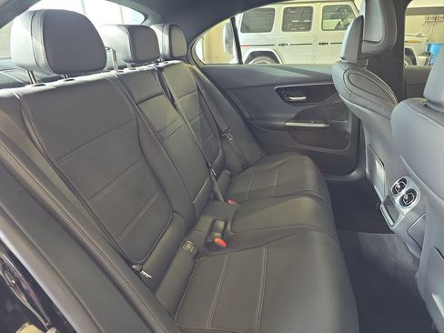 Certified 2025 Mercedes-Benz C 300 Sedan image 12