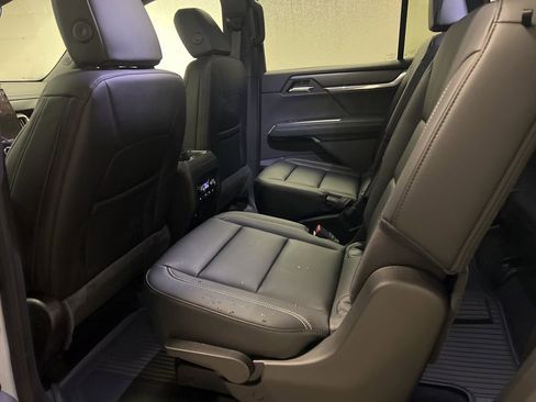 New 2026 GMC Acadia Elevation w/ Black Edition AWD/4WD image 10