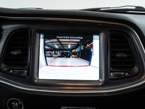 Used 2018 Dodge Challenger T/A image 31