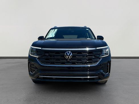 New 2025 Volkswagen Atlas SEL Premium R-Line image 8