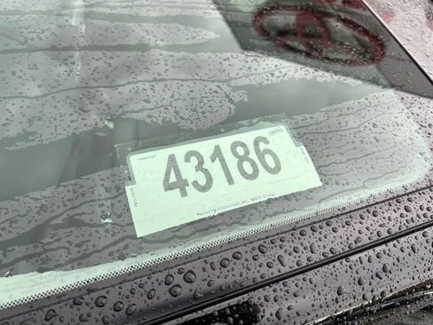 New 2026 Toyota Highlander Platinum image 30