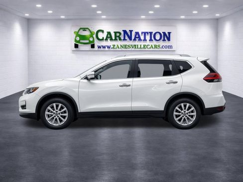 Used 2020 Nissan Rogue SV AWD/4WD image 2