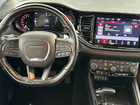 Used 2024 Dodge Durango GT image 16