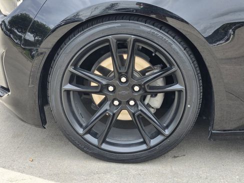 Used 2021 Chevrolet Camaro LT w/ RS Package RWD image 17