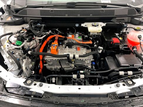 Used 2025 Chevrolet Equinox EV LT image 29