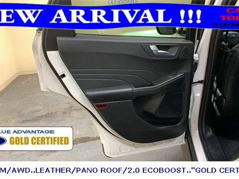 Certified 2023 Ford Escape Platinum w/ Premium Technology Package image 23