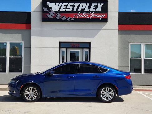 Used 2016 Chrysler 200 Limited FWD image 24