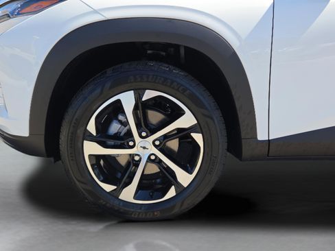 New 2026 Chevrolet Trax RS w/ Driver Confidence Package image 26