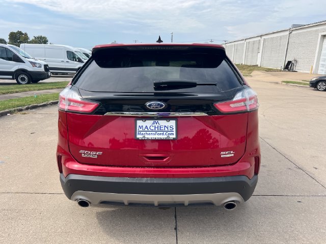 Used 2020 Ford Edge SEL w/ Convenience Package FWD image 4