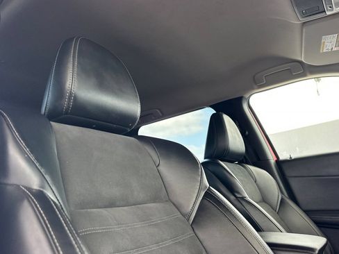 Used 2024 Mitsubishi Outlander SE FWD image 22
