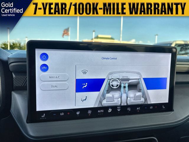 Certified 2025 Ford Maverick Tremor AWD/4WD image 28