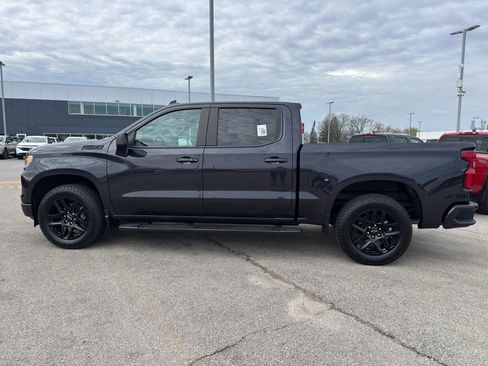 Used 2023 Chevrolet Silverado 1500 RST w/ Z71 Off-Road Package AWD/4WD image 6