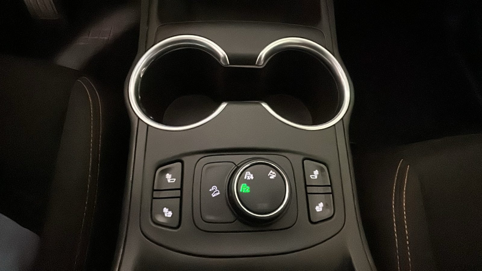 Used 2019 GMC Terrain SLE w/ Driver Convenience Package AWD/4WD image 26