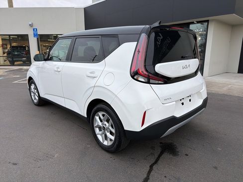 Certified 2023 Kia Soul S image 8