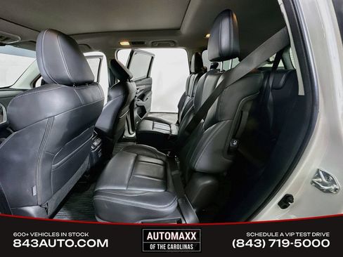 Used 2023 Subaru Ascent Touring AWD/4WD image 15