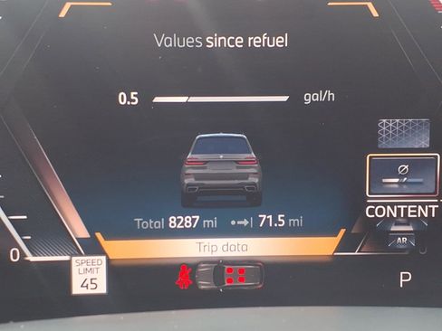 Used 2025 BMW X7 xDrive40i w/ M Sport Package image 16