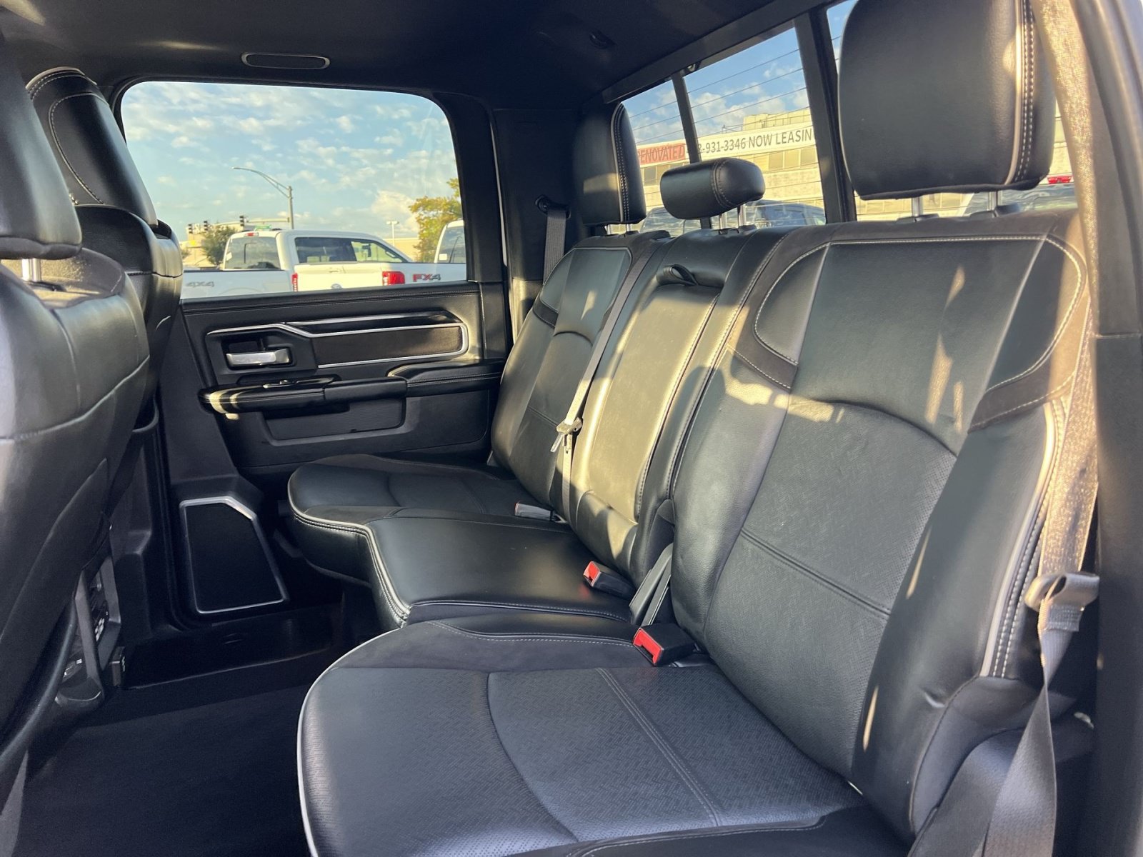 Used 2020 RAM 3500 Laramie AWD/4WD image 22