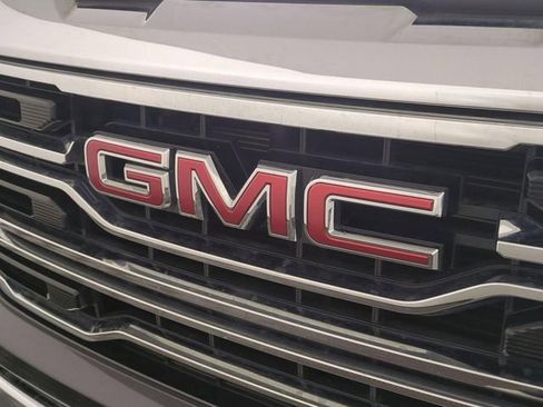 Certified 2024 GMC Sierra 1500 SLT image 30