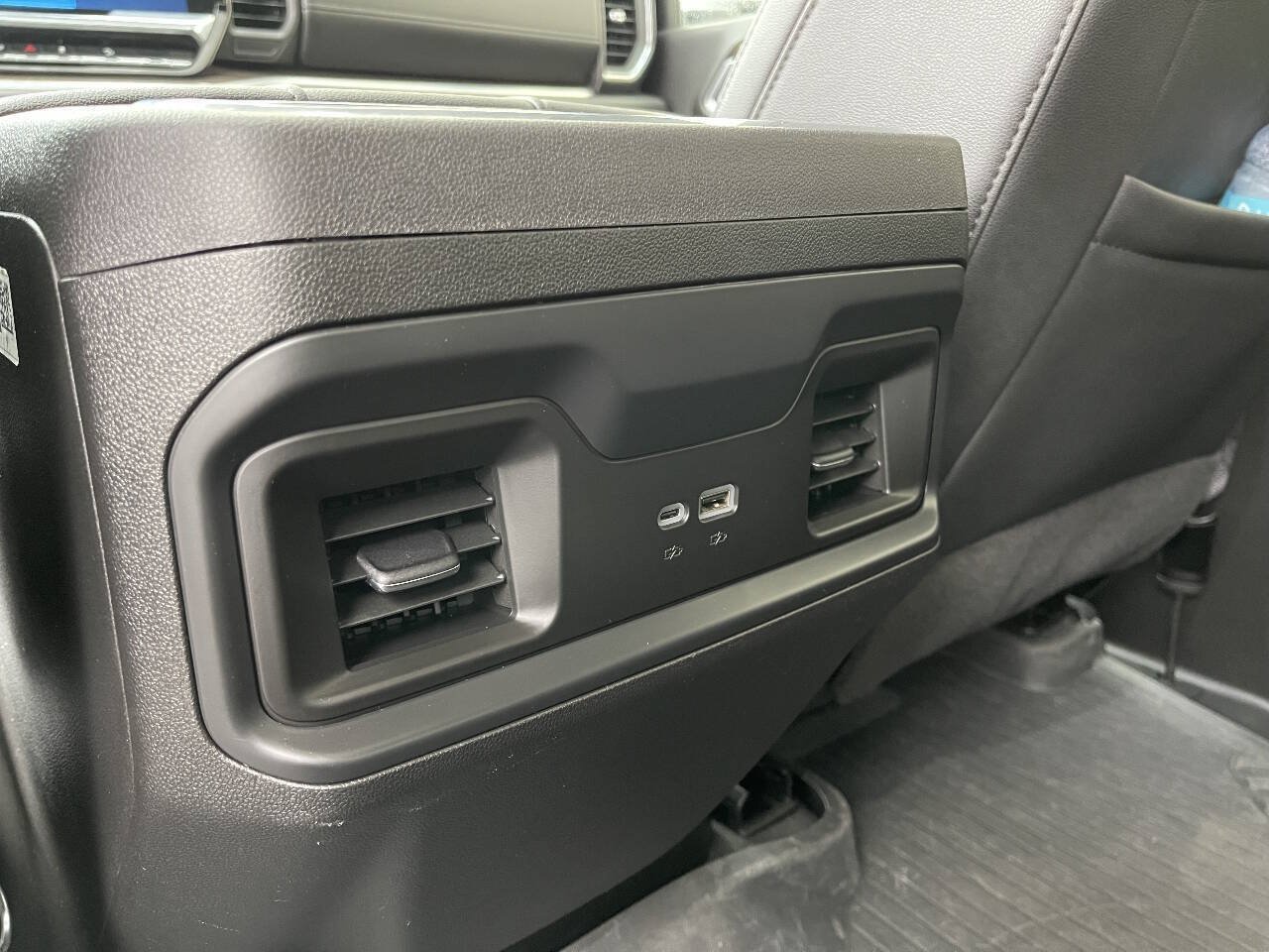 Used 2024 Chevrolet Silverado 3500 LT w/ Convenience Package AWD/4WD image 13