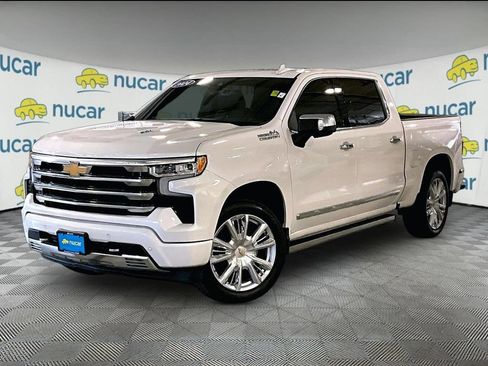 Used 2024 Chevrolet Silverado 1500 High Country AWD/4WD image 3