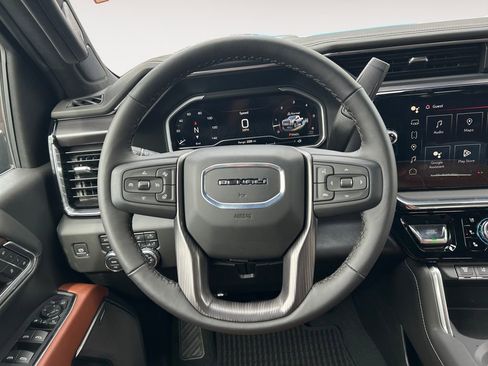 New 2025 GMC Sierra 2500 Denali Ultimate w/ Max Trailering Package image 14