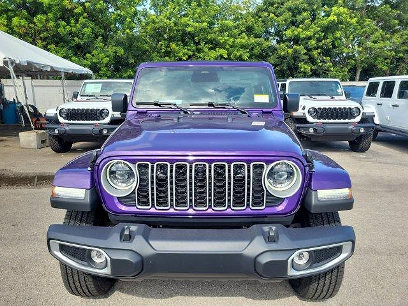 New 2026 Jeep Wrangler Unlimited Sahara AWD/4WD image 2
