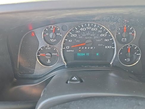 Used 2016 Chevrolet Express 3500 LT w/ LT Preferred Equipment Group image 23