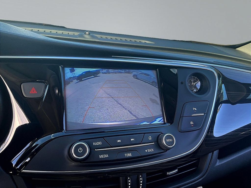 Used 2019 Buick Envision Essence AWD/4WD image 16