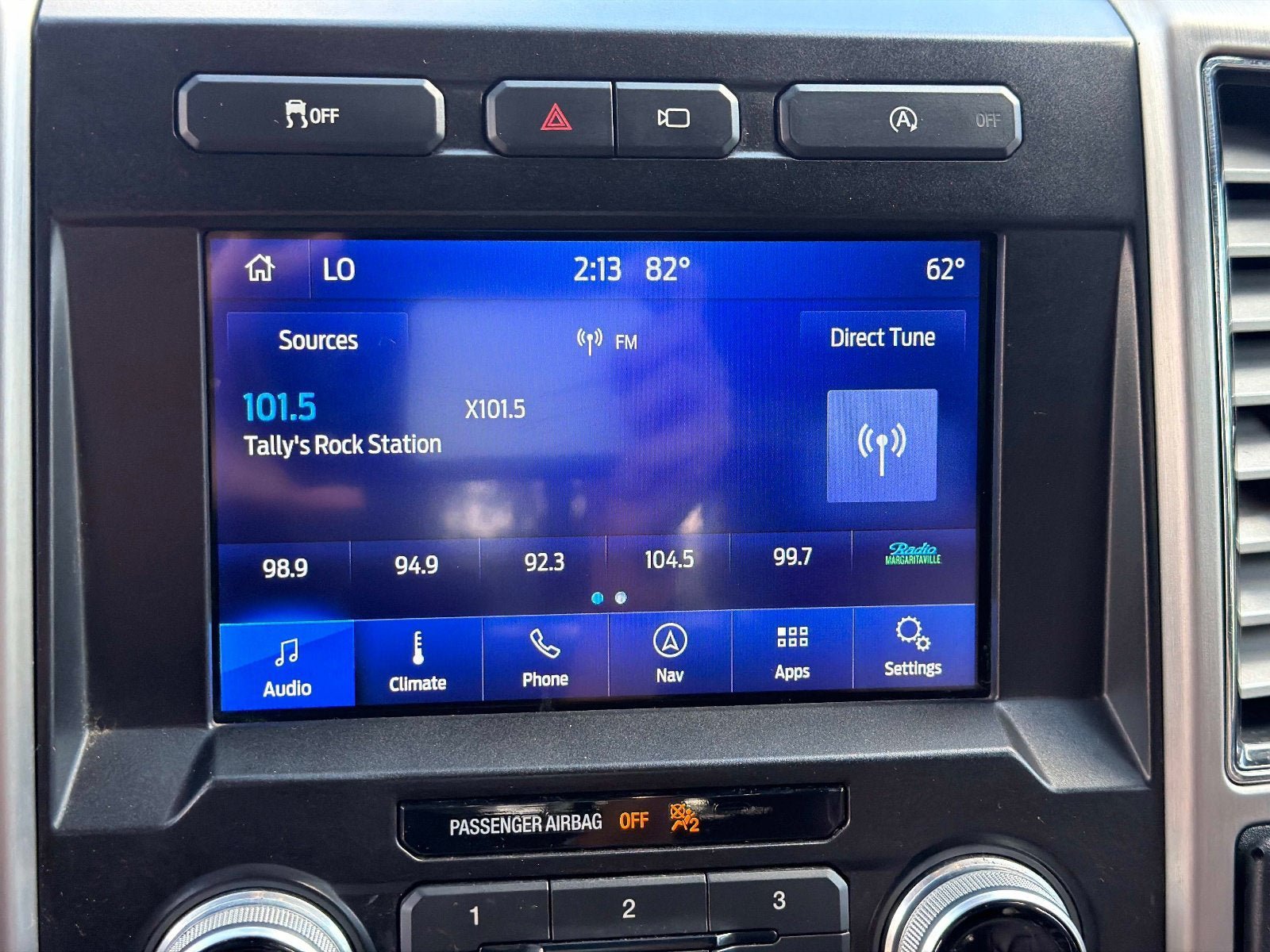 Used 2019 Ford F150 Platinum w/ Equipment Group 701A Luxury AWD/4WD image 25