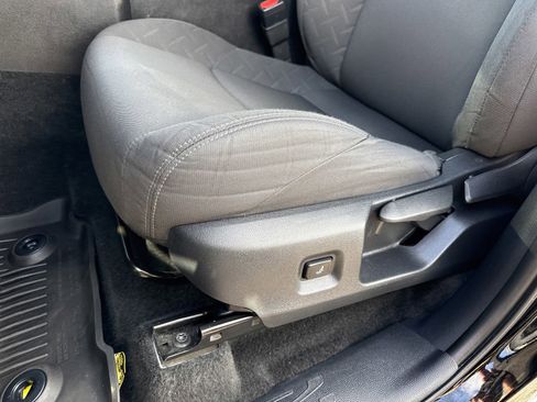 Used 2024 Toyota Tacoma SR5 image 12