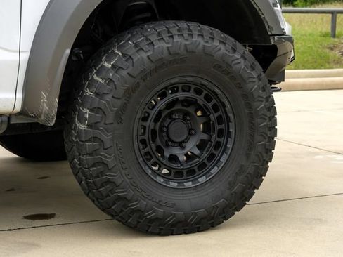 Used 2023 Ford F150 Raptor AWD/4WD image 69