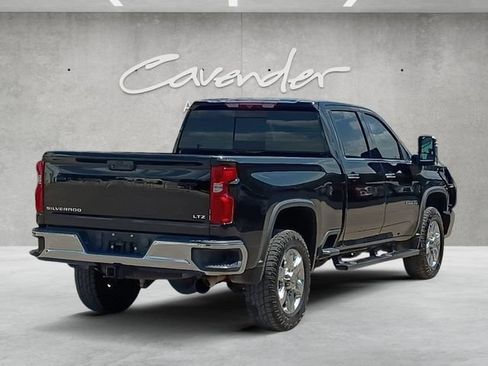 Used 2022 Chevrolet Silverado 2500 LTZ w/ LTZ Convenience Package AWD/4WD image 16