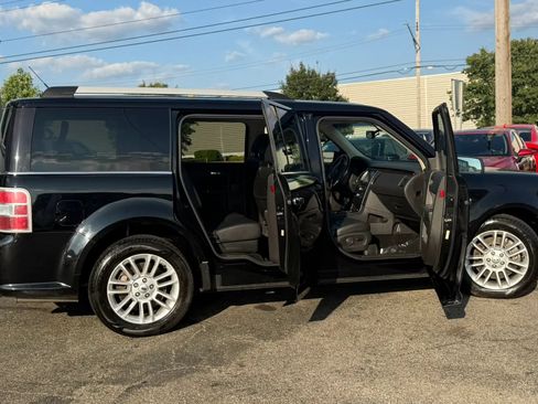 Used 2016 Ford Flex SEL w/ Equipment Group 202A AWD/4WD image 28