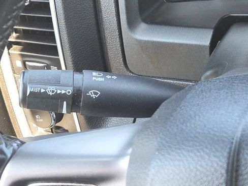 Used 2022 RAM 1500 Classic Warlock AWD/4WD image 38