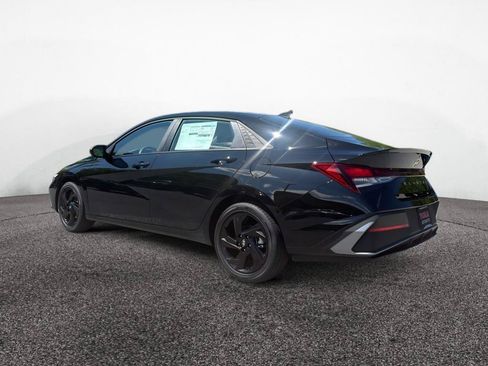 New 2026 Hyundai Elantra Sport FWD image 5