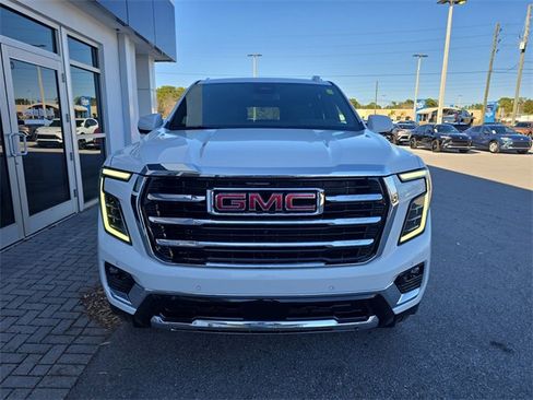 New 2026 GMC Yukon Elevation image 2