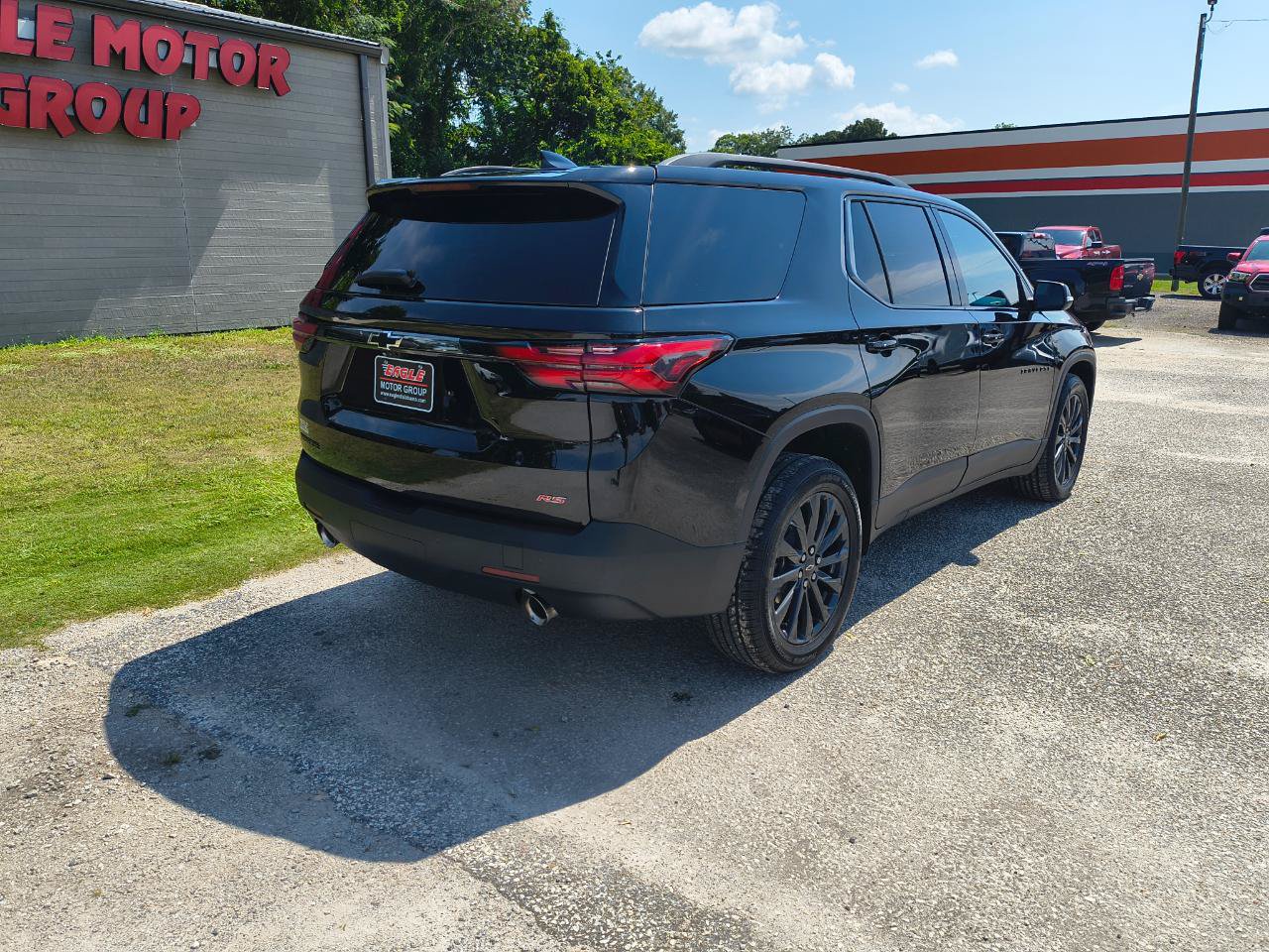Used 2022 Chevrolet Traverse RS w/ LPO, Floor Liner Package FWD image 8