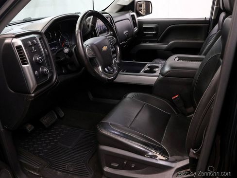 Used 2017 Chevrolet Silverado 1500 LTZ Z71 w/ LTZ Plus Package AWD/4WD image 12