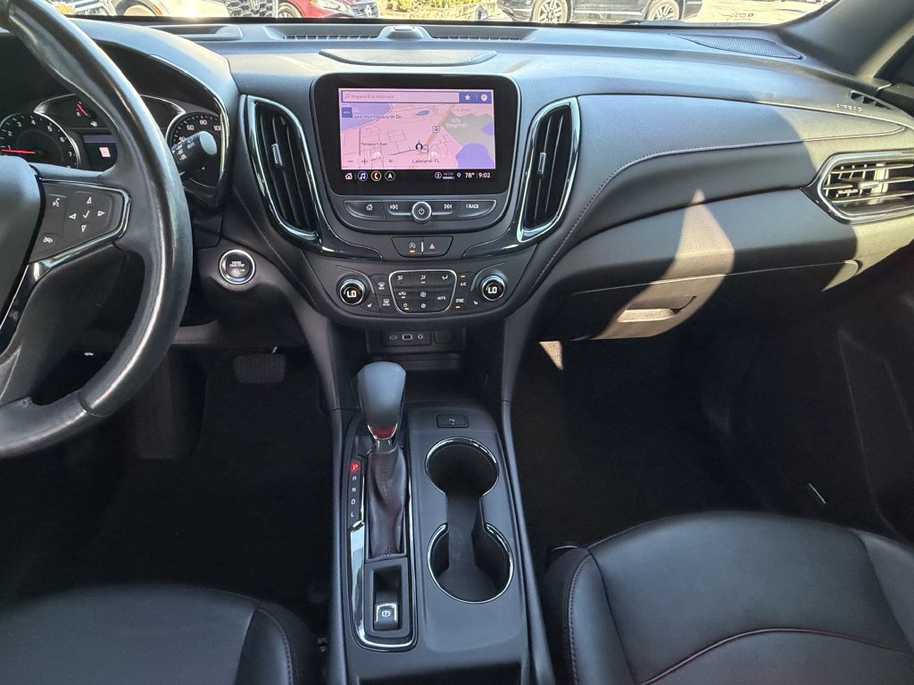 Used 2022 Chevrolet Equinox RS w/ RS Leather Package FWD image 16