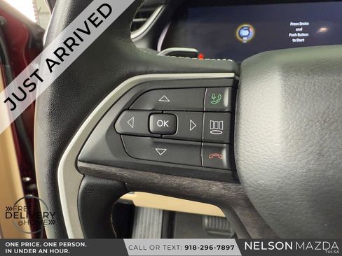 Used 2021 Jeep Grand Cherokee L Limited AWD/4WD image 22