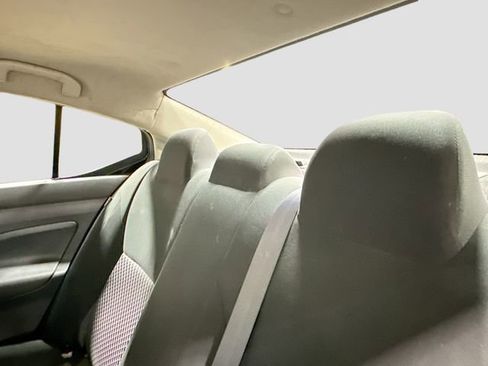 Used 2021 Nissan Versa S image 24