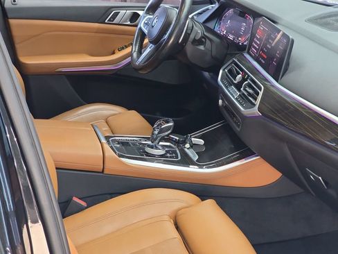 Used 2019 BMW X5 xDrive50i w/ M Sport Package AWD/4WD image 40